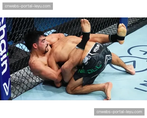 UFC326：苏木达尔基对阵墨西哥摔柔高手阿吉拉尔，站立与地面风格碰撞