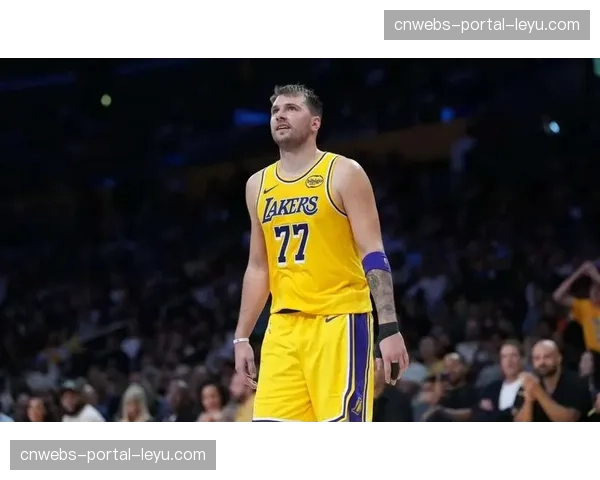 东契奇欧洲养伤期间更新社媒，晒出赛季得分王海报